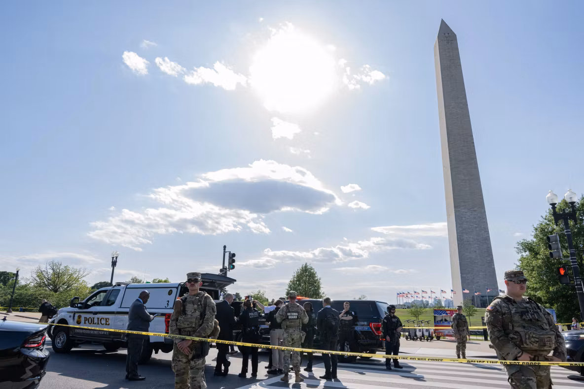 O persoană a fost împușcată de forțele de ordine lângă Monumentul Washington. Casa Albă, închisă temporar