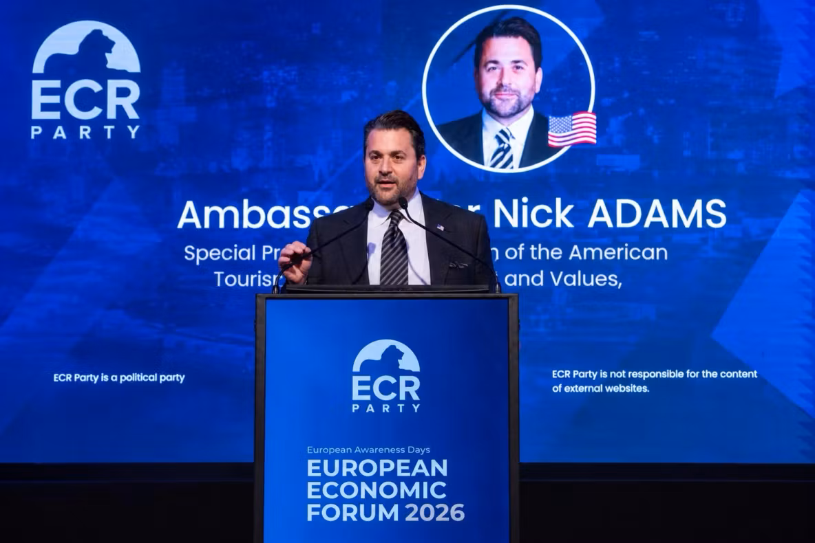 Nick Adams: „Îmi doresc ca românii să se îndrăgostească de America cunoscând-o direct, așa cum și eu m-am îndrăgostit de țara și de poporul dumneavoastră”