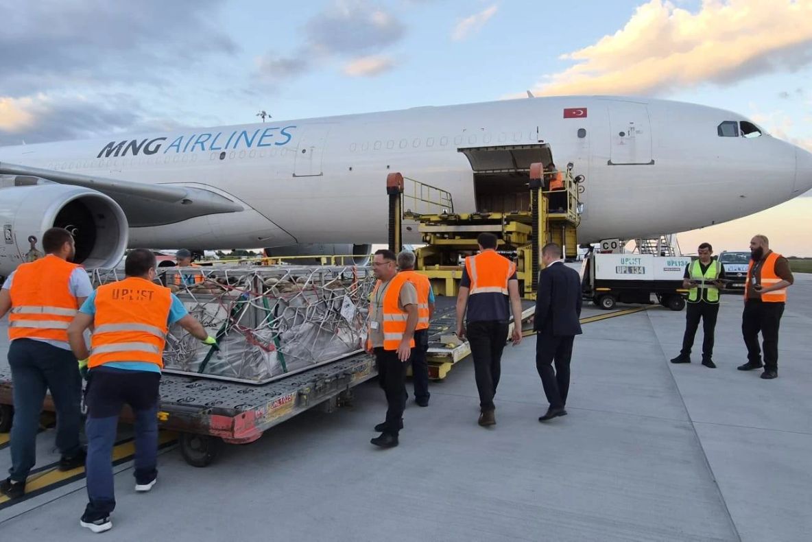Oile românești ajung în Algeria cu avionul. Primul zbor cargo, finalizat în două ore și jumătate