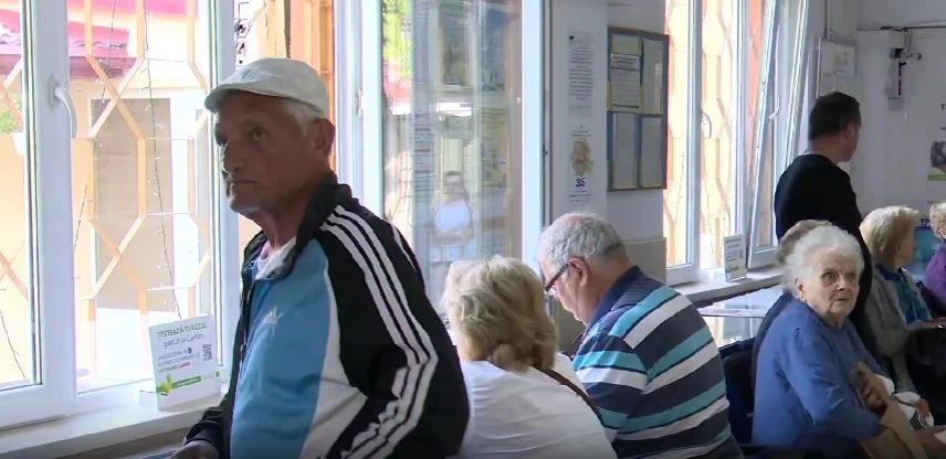 Românii se împrumută tot mai des pentru a face față scumpirilor