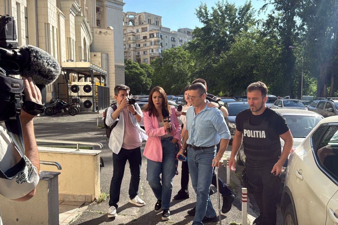 Procurorii constănțeni arestați pentru că ar fi luat șpagă, aduși din nou la Parchetul General