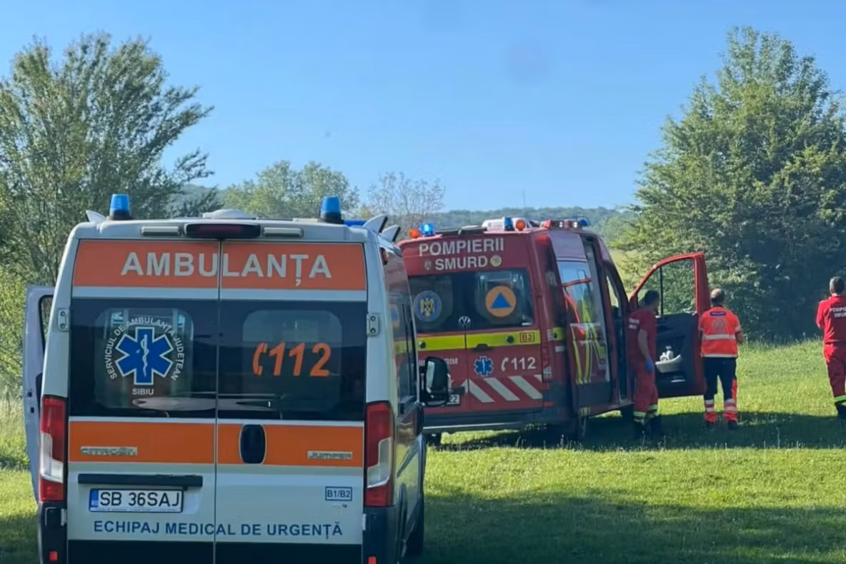 Bărbat din Sibiu, transportat în stare gravă la spital după ce și-a dat foc intenționat. Are arsuri pe 80% din corp