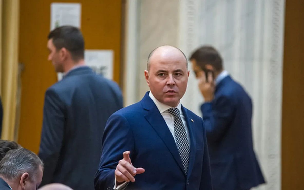 Oamenii lui Bolojan, atacuri în serie la guvernul propus de Tomac: Un paravan PSD