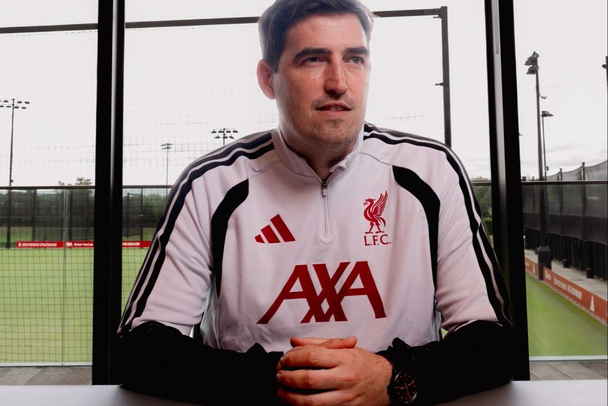Liverpool l-a numit pe Andoni Iraola antrenor principal, după demiterea lui Arne Slot