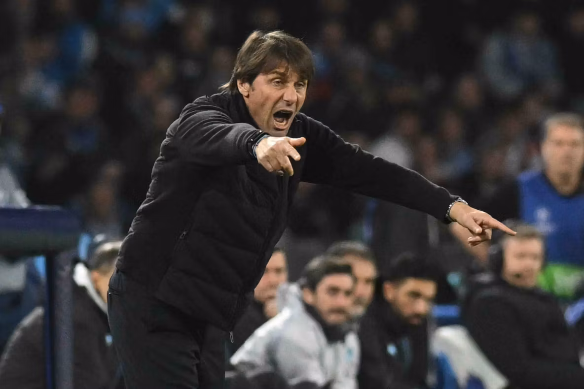 Napoli și-a despărțit oficial de Antonio Conte. Cine este favoritul pentru preluarea băncii tehnice