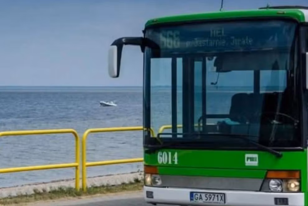Ruta spre „Iad” revine: FlixBus relansează faimoasa linie de autobuz 666 către stațiunea Hel