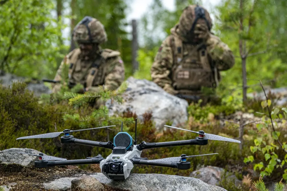 Un oficial al Forțelor Navale Române și-a pierdut două degete la un test cu drone americane - investigație Reuters 