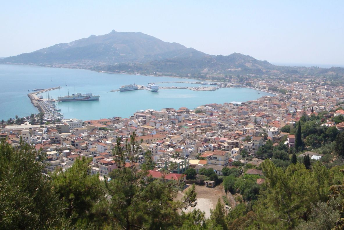 Paradisul turistic din apropierea României unde casele sunt mai ieftine ca în Cluj. Românii își reorientează investițiile imobiliare