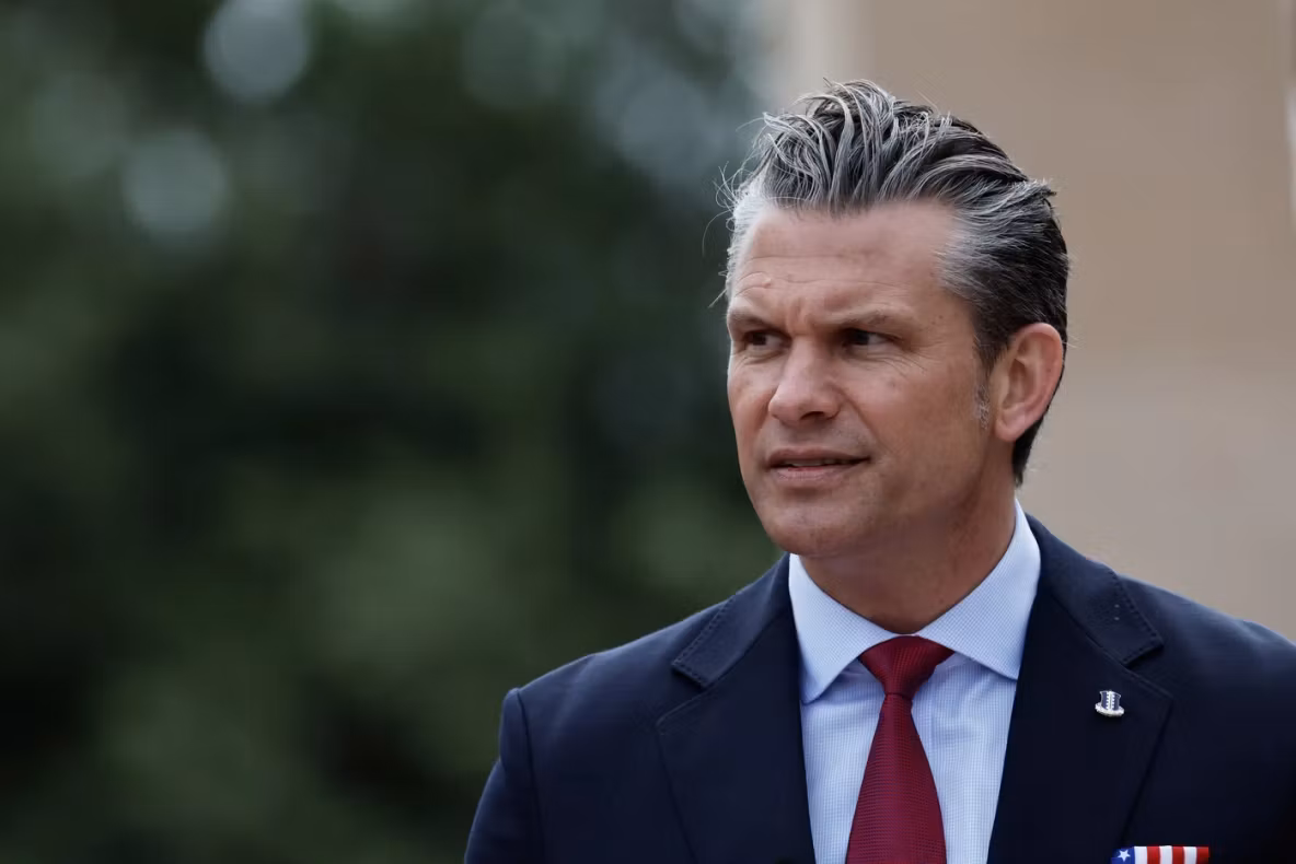 Șeful Pentagonului vorbește despre invazia migranților. „Plaje europene sunt luate cu asalt de ideologii diferite, periculoase”