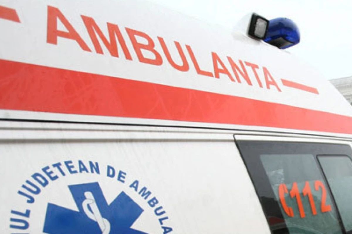 Accident pe Mihai Bravu: motociclist proiectat în două mașini. Fragmentele au lovit un tramvai