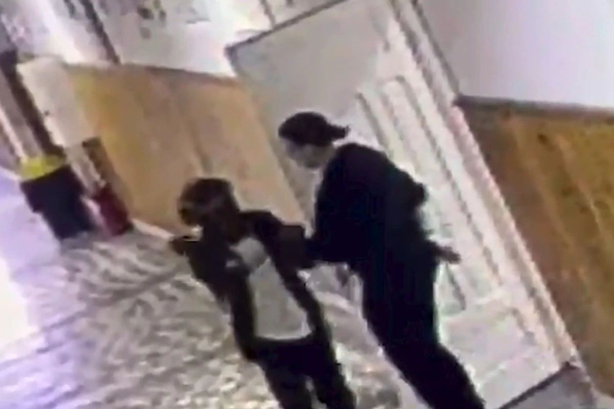 Noi detalii despre starea de sănătate a profesoarei înjunghiate în Bistrița. Ce se știe despre elevul care a atacat-o