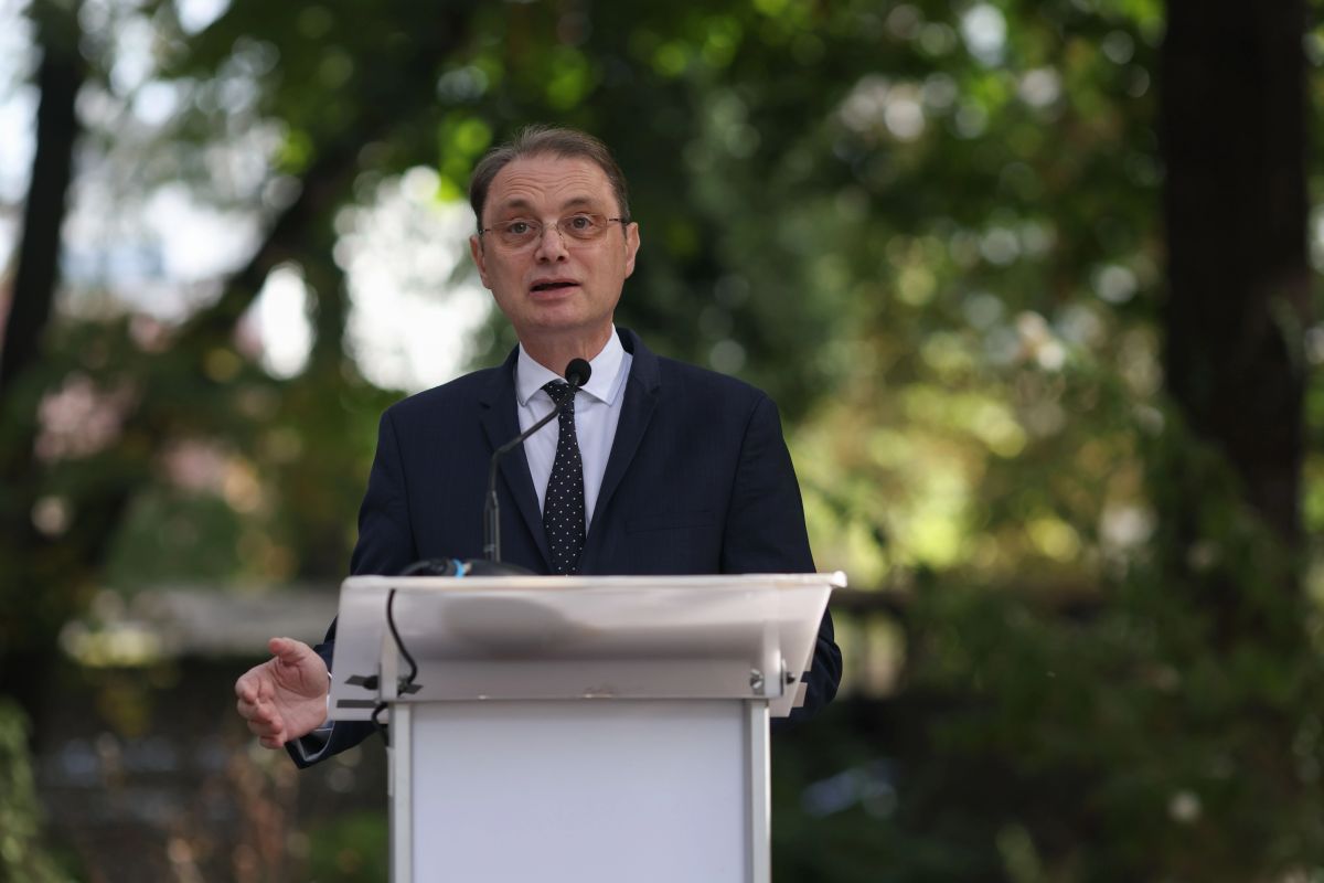 Prioritățile premierului desemnat Luca Niculescu pentru viitoarea guvernare