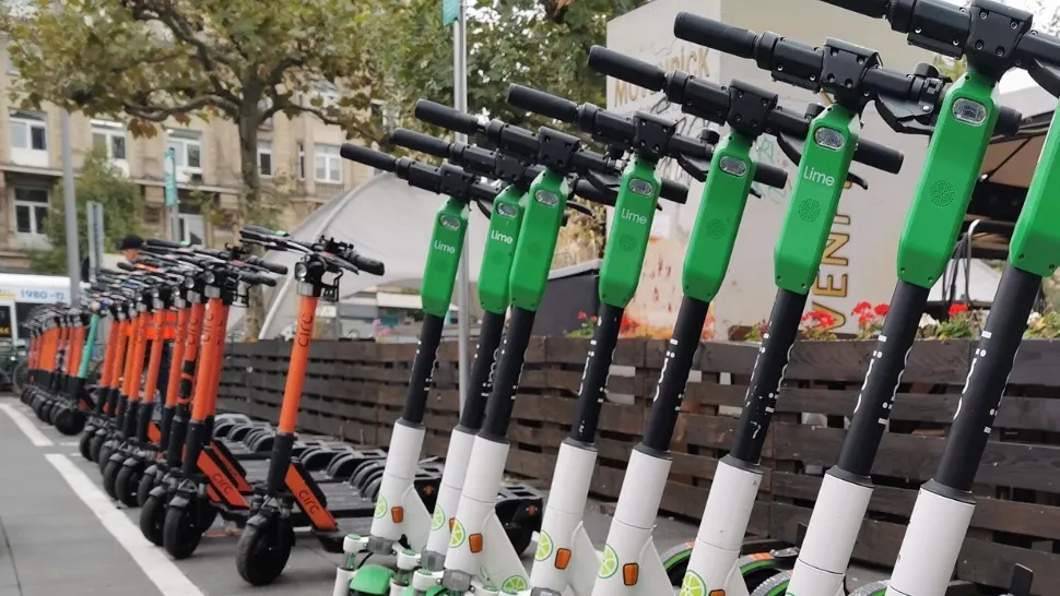 O altă capitală europeană interzice trotinetele electrice închiriate din 2027. Sute de accidente și utilizare în scopuri criminale, motivele deciziei