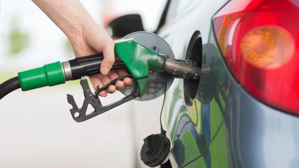 Noi scumpiri la pompă pentru șoferi: motorina se apropie de 10 lei pe litru, iar prețurile au crescut în aproape toate benzinăriile