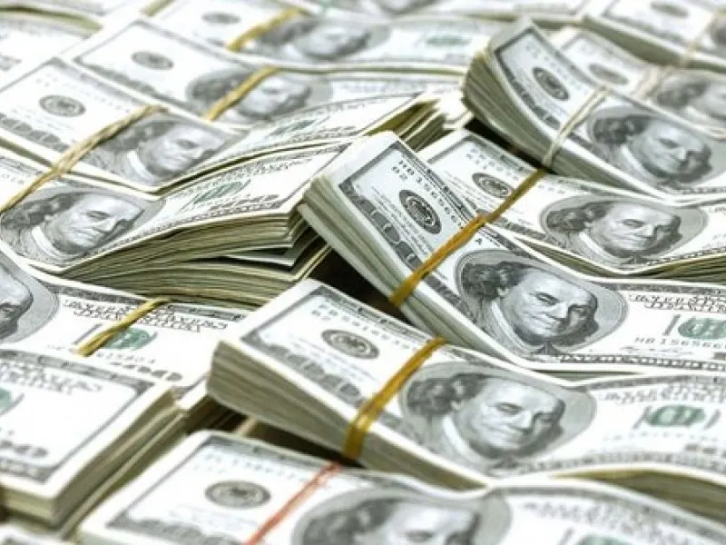 Datoria SUA a depășit 40.000 de miliarde de dolari. Avertisment privind riscul unei crize fiscale