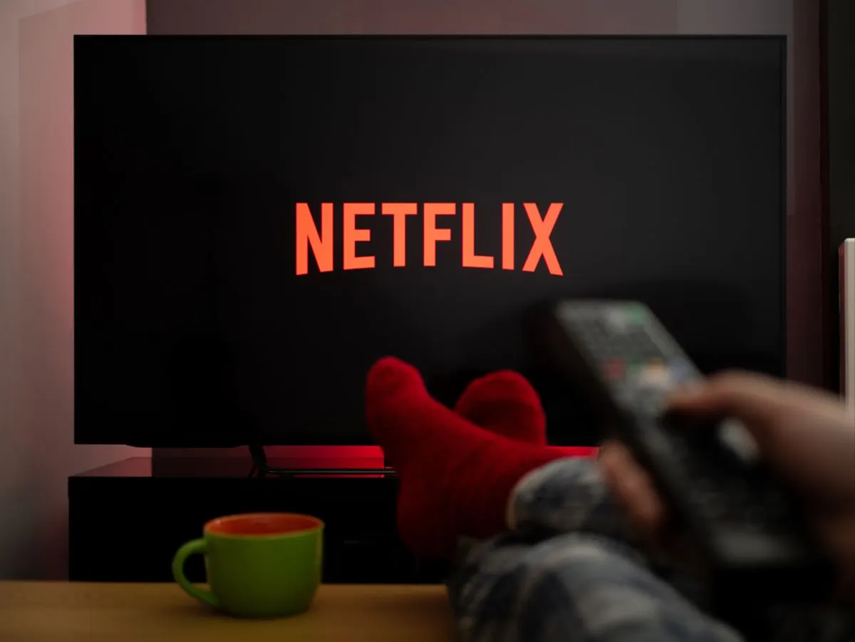 Doar unul din cinci români plătește pentru Netflix, filme, seriale sau sport. România, mult sub media UE