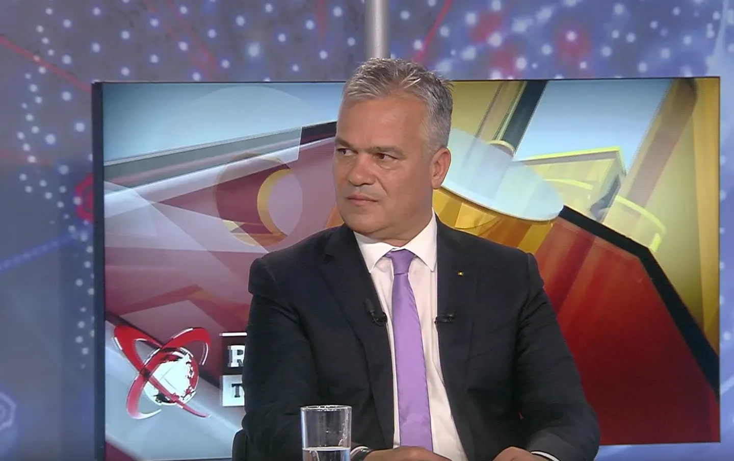 Adrian Veștea: „Vreau să fie foarte clar: nu îmi depun mandatul de premier desemnat”