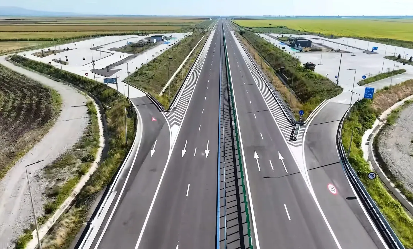 Se apropie momentul așteptat de milioane de șoferi. Când vom putea merge pe autostradă de la București până la Pașcani