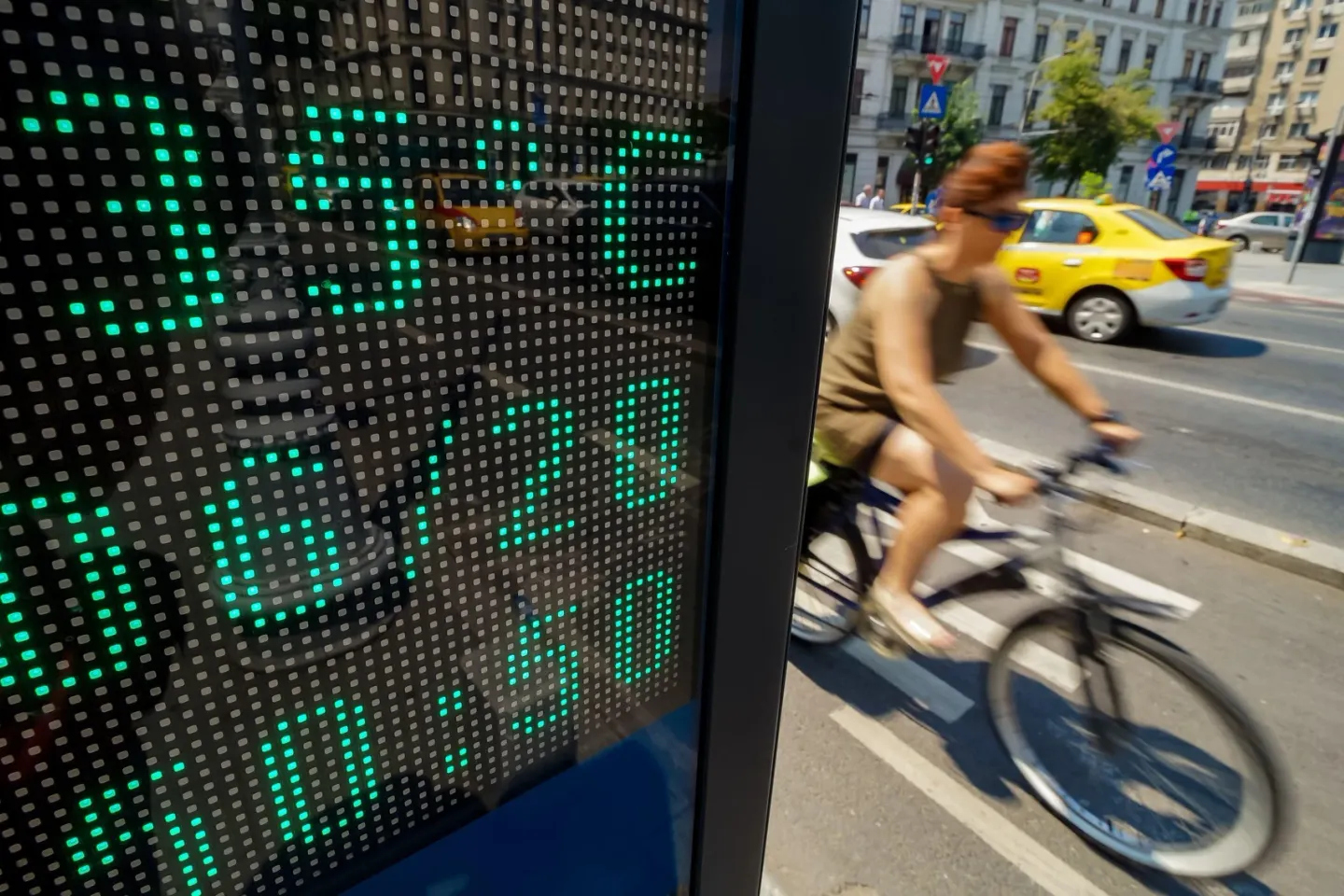 Caniculă în București. ANM anunță temperaturi de până la 36 de grade și nopți tropicale: cât va dura episodul de temperaturi extreme