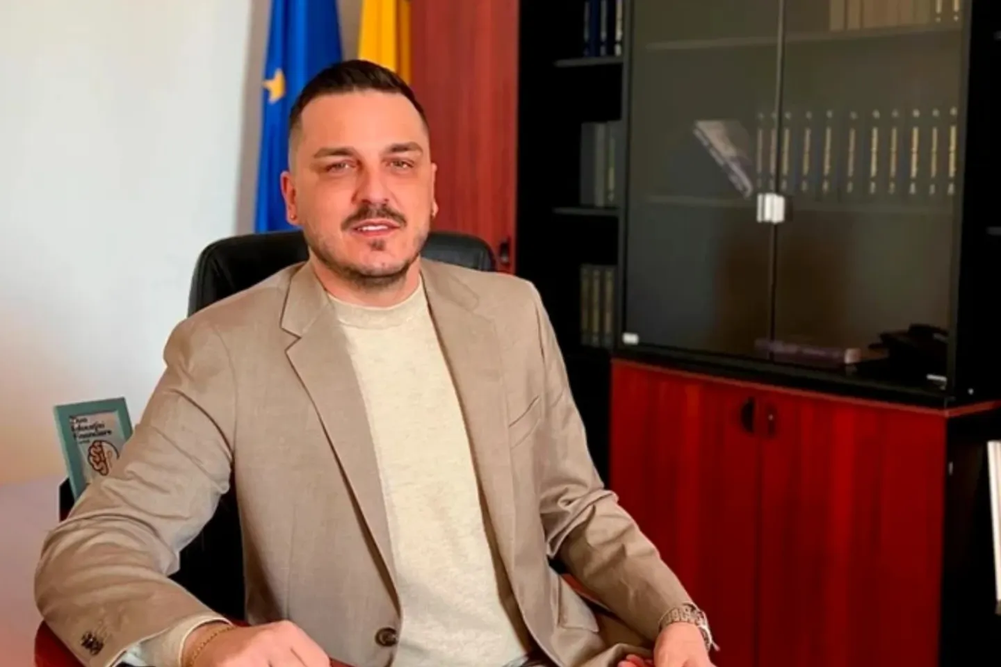 Makaveli a fost reținut în scandalul banilor. Influencerul își va petrece noaptea în Arestul Central al Poliției Capitalei