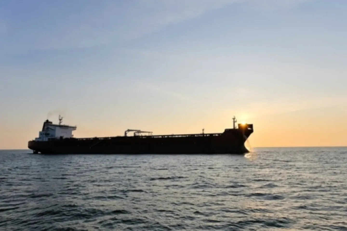 Mutare strategică la Moscova: Rusia redirecționează petrolul din Kazahstan către Marea Neagră