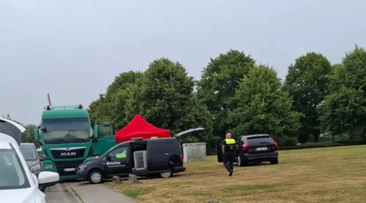 Bărbat găsit mort într-un camion cu numere românești, în Belgia. Autoritățile au deschis o anchetă pentru moarte suspectă