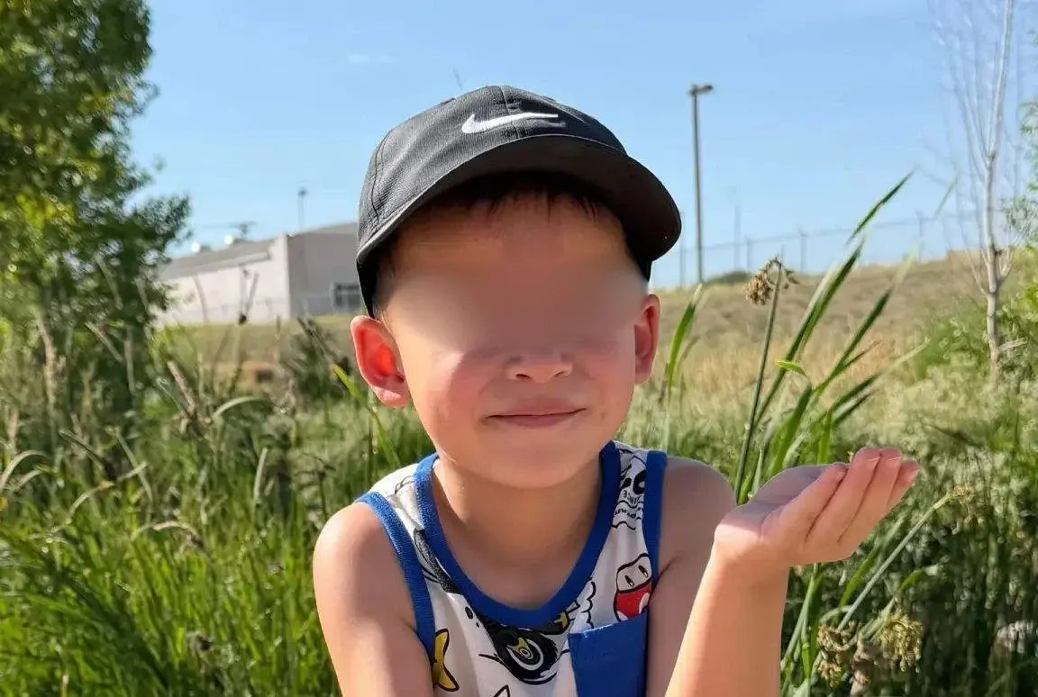 Durerea de stomac care ascundea o boală extrem de rară. Un băiețel de 5 ani a murit la doar câteva zile după primele simptome