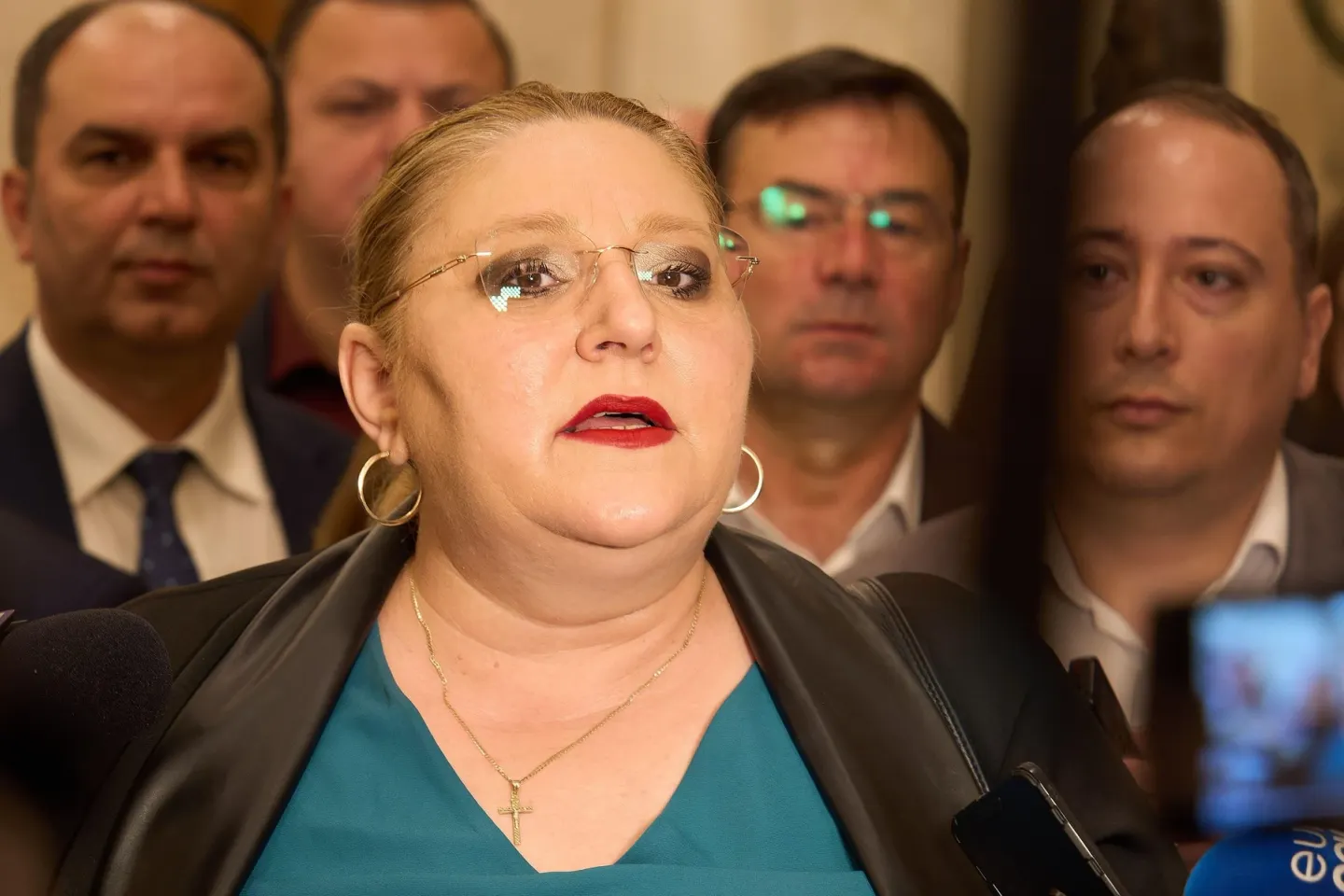 Diana Șoșoacă, transportată la spital după un accident rutier pe Bulevardul Iuliu Maniu din București