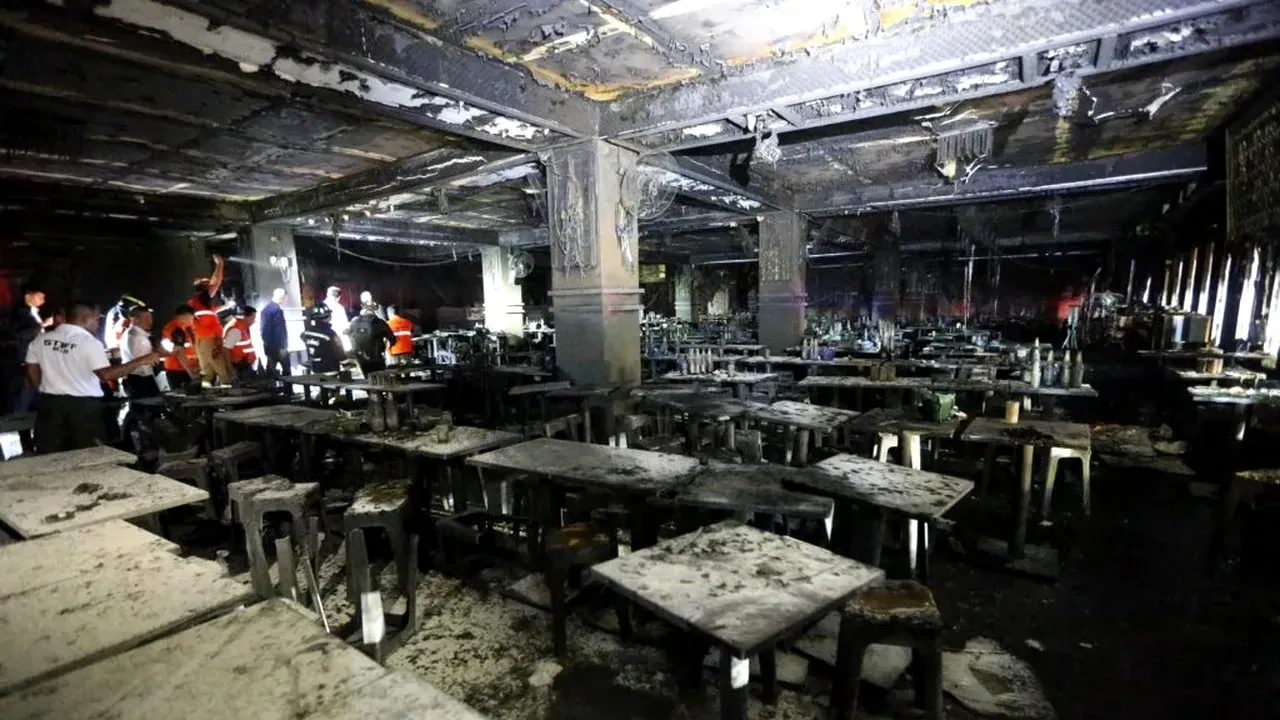 Numărul morților în urma incendiului din Bangkok a ajuns la 30. Alți 24 de răniți sunt în stare critică