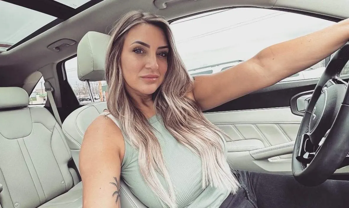 O influenceriță a fost ucisă de soțul de care se despărțise. Femeia îl acuzase de pedofilie în trecut