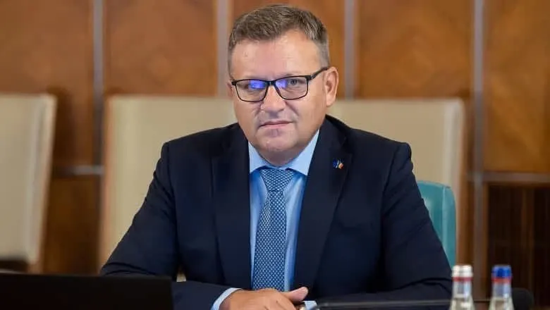 Revolta lui Marius Budăi pe Legea salarizării: „Un profesor debutant riscă să câștige mai puțin ca un livrator”