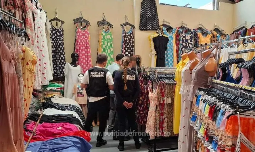 30 de percheziţii în Capitală şi patru judeţe: produse contrafăcute, arme şi sume mari de bani, descoperite 