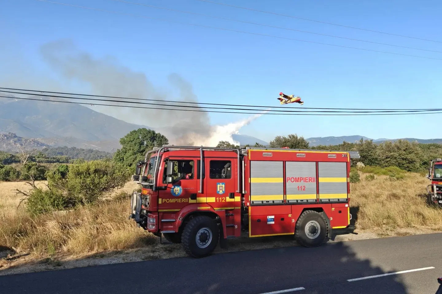 Imagini spectaculoase de la intervenția pompierilor români în incendiile masive din Franța – VIDEO