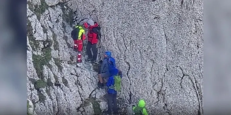 Turiști blocați în munți. Intervenție contracronometru