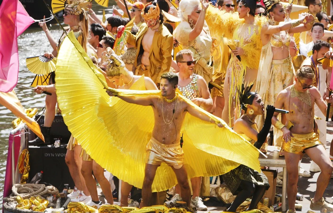 Premierul Olandei le cere tinerilor gay să își declare deschis orientarea sexuală. Apel făcut la Amsterdam Pride