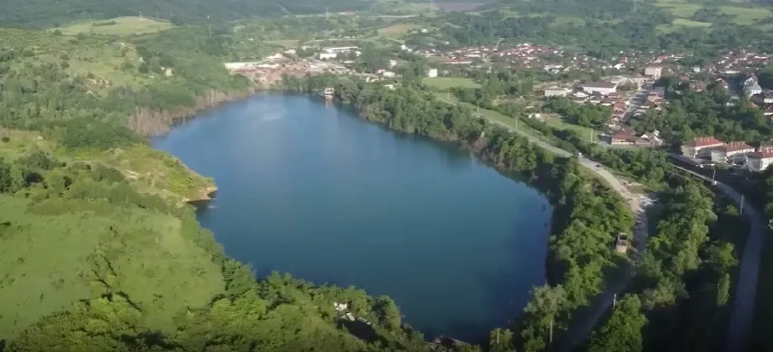 Lacul uriaș care crește continuu de două decenii. Fenomen spectaculos în România