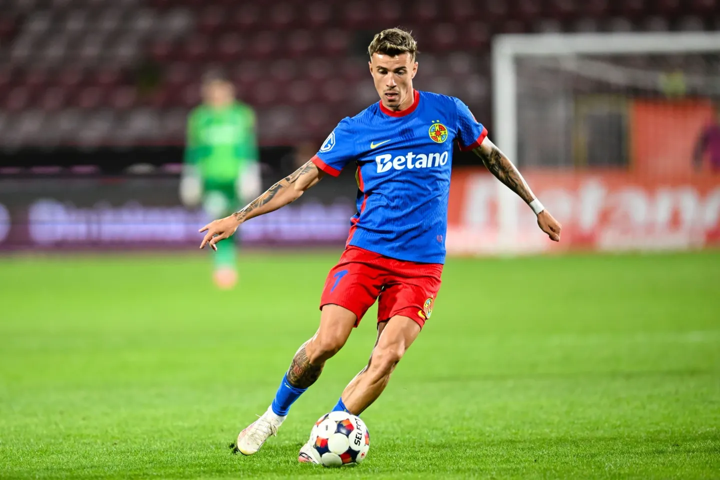Tavi Popescu pleacă de la FCSB. Gigi Becali a confirmat transferul. Salariul pe care îl va încasa