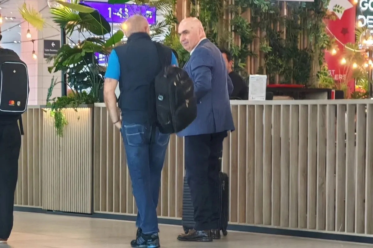 Ilie Bolojan a plecat la Oradea după încheierea mandatului de premier. Cum a fost surprins pe Aeroportul Otopeni
