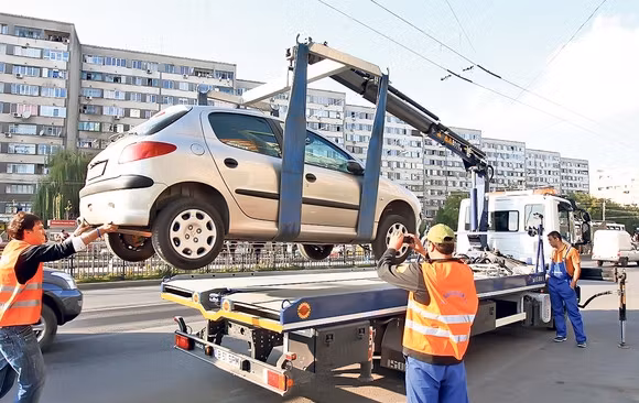 Se dublează tarifele pentru ridicarea mașinilor parcate neregulamentar în București