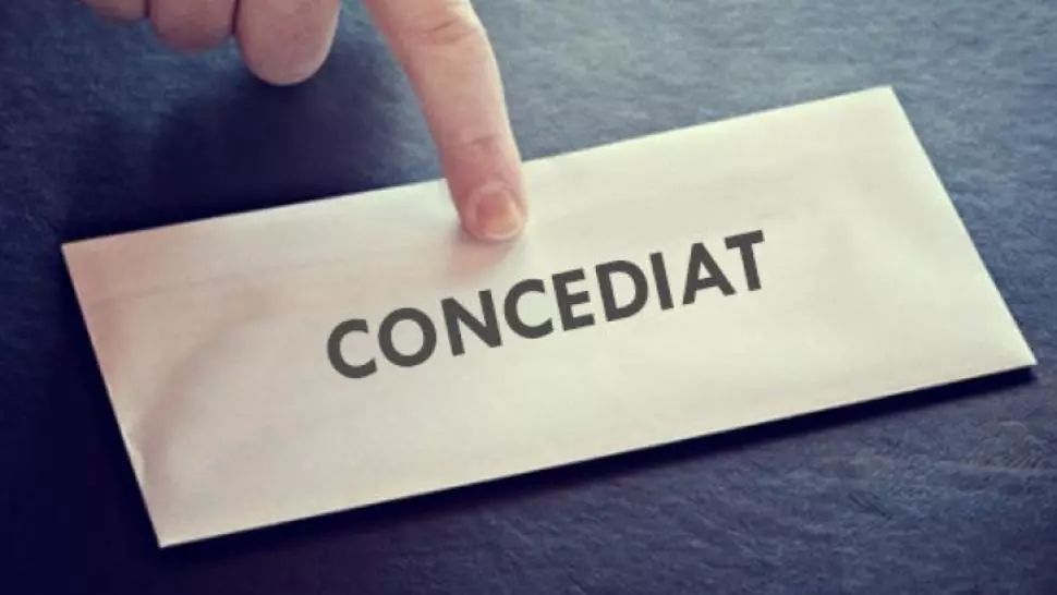 Criză pe piața muncii: Peste 200.000 de români vizați de concedieri în 2026. Sectoarele cele mai afectate