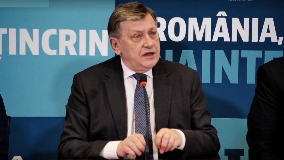 Guvern minoritar sau de tehnocrați? Crin Antonescu explică variantele politice aflate pe masă