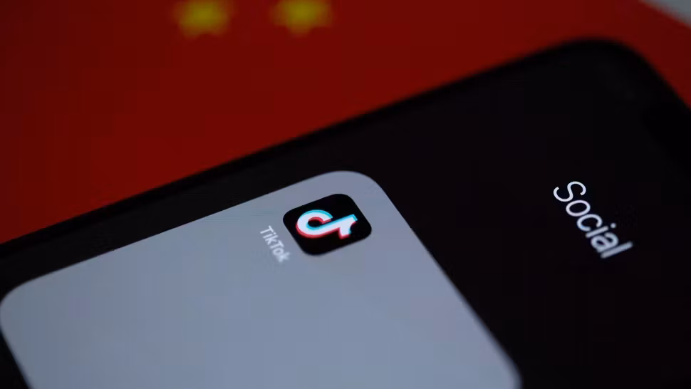 Uniunea Europeană pregăteşte noi restricţii pentru TikTok şi Instagram din cauza funcţiilor considerate adictive pentru copii