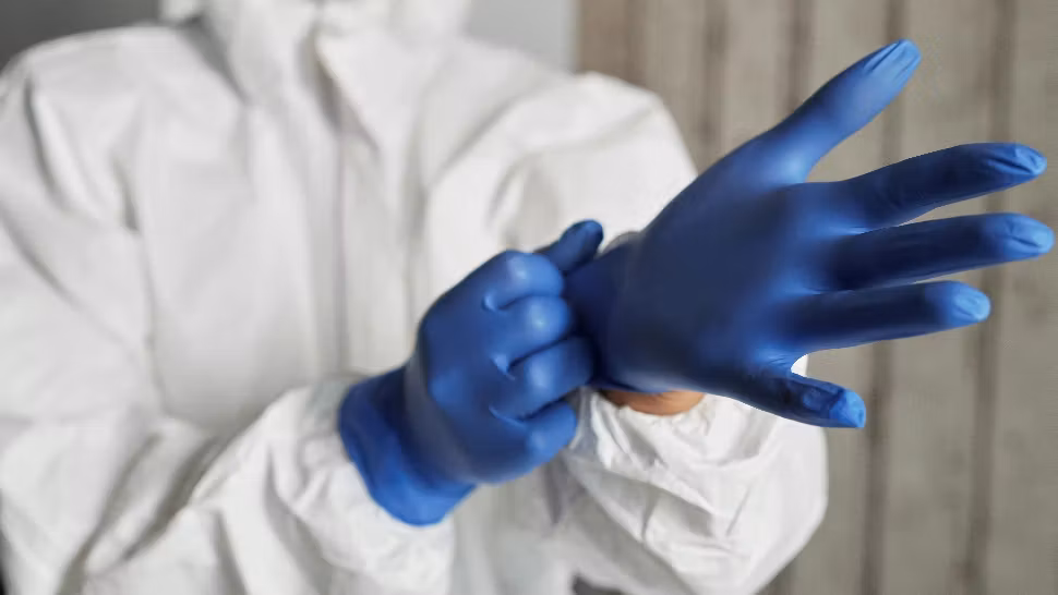 Focar de Ebola în Congo. Cel puțin 100 de oameni au murit. Ce avertizează OMS