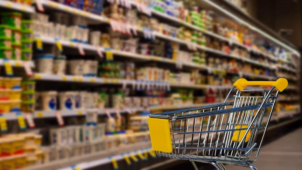 Plafonarea prețurilor la alimentele de bază se prelungește? Ce se întâmplă după 30 iunie