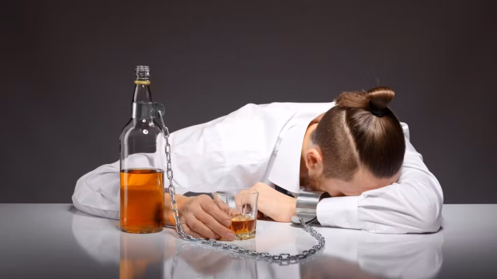 Anumite tipuri de cancer, strâns legate de consumul de alcool. Ce spun specialiștii