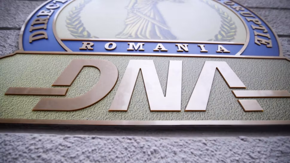 Dosar de corupție uriaș în Ardeal: Șeful CJ Sălaj și administratorul județului Bistrița-Năsăud, urmăriți de DNA pentru mită și abuz în serviciu