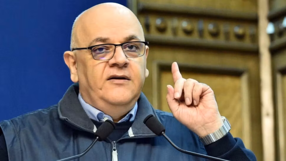 Raed Arafat, pus sub acuzare pentru complicitate la contrabandă. Prejudiciu de peste 4 milioane de euro