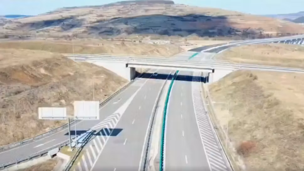 Restricții pe A2, pe sensul către Constanța. Se circulă pe o singură bandă din cauza unor lucrări