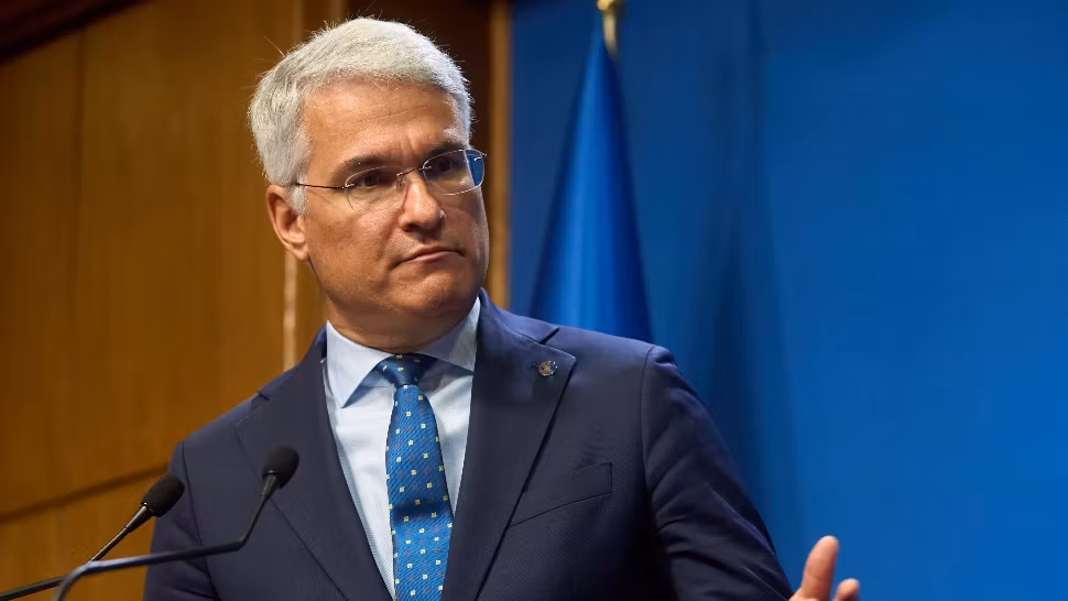 Dragoș Pîslaru, despre legea salarizării: „Materialul apărut pe surse nu este un document oficial"