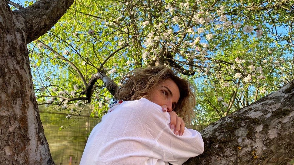 Cristela Georgescu, mesaj spiritual și invitație la reflexie: „La ea m-a dus gândul când am văzut cireșii în floare...”